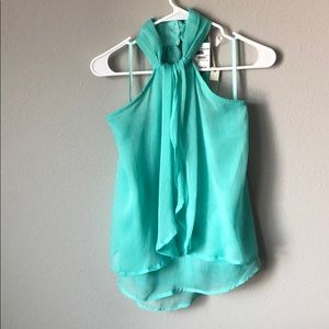 NWT! Women’s Mint Green No Sleeve Blouse